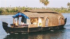 Pronájem �lunu s jedním dvoul��kovým pokojem a posádkou vychází na dva a� t�i...