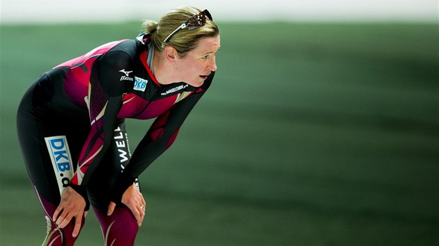 Claudia Pechsteinov po zvod SP na 3 000 metr, kter se jel ve Stavangeru.