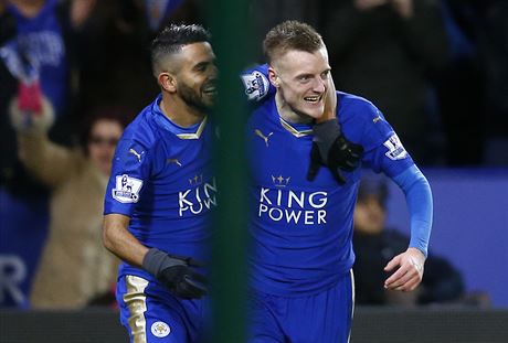 TAK KDO JE OBJEVIL? Podle Garyho Linekera pivedl Rijáda Mahrize a Jamieho Vardyho do Leicesteru asistent trenéra Steve Walsh.