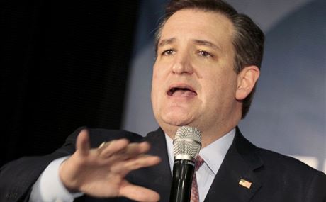 Kandidt republikn Ted Cruz mluv po vtzstv v primrkch v Iow (2. nora...