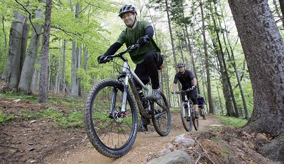 Nový bikepark na piáku bude dlouhý pes est kilometr. Vyjde na necelé dva miliony korun a oteve se pítí rok v lét.