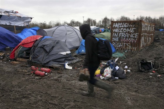 V uprchlickém táboe v Dunkerque ije asi 2500 uprchlík (leden 2016)