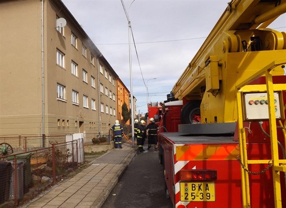 Pt sbor profesionálních a dobrovolných hasi zasahovalo dnes v Boskovicích...