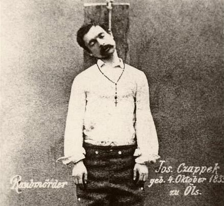 Josef apek byl posledním veejn popraveným v Brn.