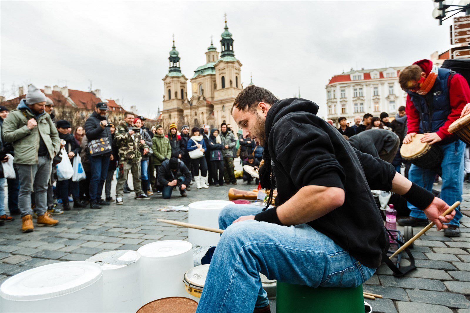 Karnevalový pr�vod Busker�, tedy pouli�ních hudebník�, Prahou. (5. 2. 2016)