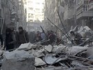 Následky bombardování v syrském Aleppu (4. února 2016)