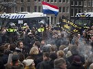 Demonstrace odprc islámu v Amsterdamu (6. února 2016)