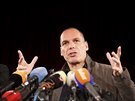 Bývalý ecký ministr financí Janis Varufakis v Berlín pedstavil nové...