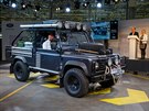 Zamstnanci Land Roveru mli v rámci ukonení výroby defenderu monost vidt a...