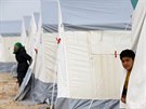 Uprchlický tábor nedaleko syrsko-tureckého hraniního pechodu Bab al-Salam, u...