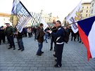 Demonstrace asi p�tistovky lid� na n�m�st� Svobody v Brn�.