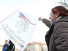 Na Vítzném námstí v Praze zaala demonstrace proti EU.