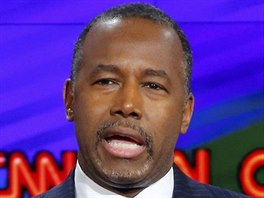 Bval neurochirurg a politick komenttor Ben Carson (15. prosince 2015).