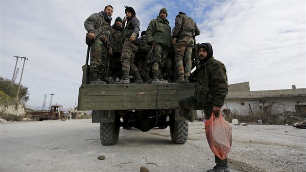 Jednotky syrskho prezidenta Bara Asada v provincii Latakja (30. ledna 2016)