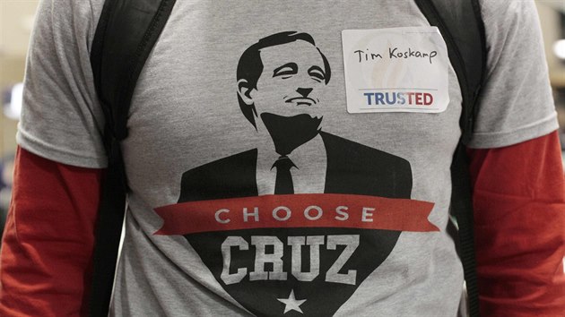 Fanoušek republikánského kandidáta Teda Cruze na mítinku v Iowě (2. února 2016).