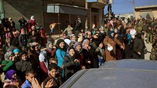 Syrské armád se podailo prolomit povstaleckou linii u íitských mst Nubul a...