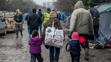 V uprchlickém táboe v Dunkerque ije asi 2500 lidí (leden 2016)