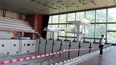 Plavecká hala v Chomutov� je bez vody od podzimu 2012, organizaci Re:kult se...