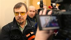 Soud za�al projednávat údajnou zpronev�ru p�i stavb� dom� od spole�nosti Lidové...