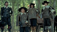 Frank Finlay jako Porthos (na snímku t�etí zleva)