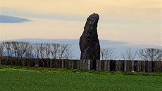 Kamenný pastýř je největším menhirem v České republice, jeho výška je bezmála...