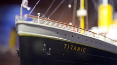 Mohutná pí modelu Titaniku na výstav Titanic v Praze-Letanech