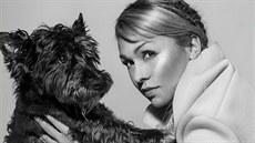 Kateina Hrachovcová a její pes Puna