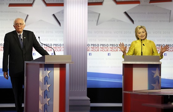 Televizní debata mezi Berniem Sandersem a Hillary Clintonovou (11. února 2016).