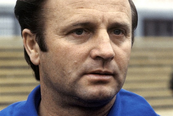 Fotbalový trenér Jozef Vengloš na snímku z března 1980