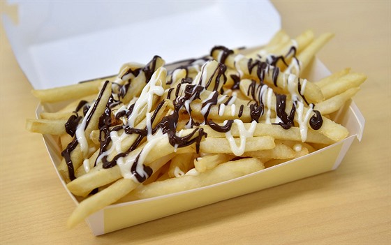 Sladkoslaný výrobek, který se v Japonsku prodává pod názvem McChoco Potato, byl na trh uveden v lednu. 