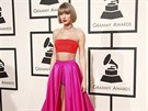 Taylor Swift mla úspný rok, z galaveera si odnesla hned ti ceny Grammy. A...