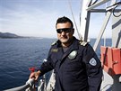 Kapitán Argyris Frangulis na lodi pobení stráe (11. únor 2016)