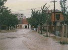 Pohled na zatopenou Litovel na Olomoucku b�hem povodn� v �ervenci 1997.