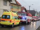 �ty�i jednotky hasi�� zasahovaly u po��ru domu v Malhotic�ch, uvnit� jedn� ze...
