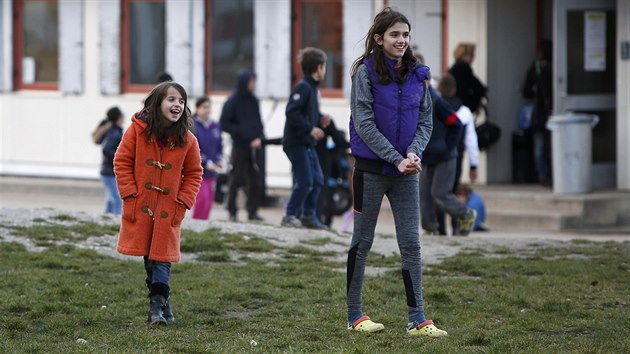 Děti v uprchlickém centru nedaleko bavorského Ingolstadtu (18. února 2016)