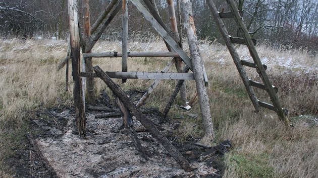 Žhář podle policie způsobil škodu za milion korun, zapaloval hlavně posedy, ale i stohy.