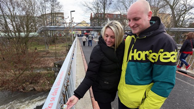 Tomáš a Jarka na mostě lásky (14. února 2016).