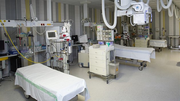 Jednotka intenzivní péče hradecké fakultní nemocnice, kde lékaři zachraňují pacienty s mrtvicí.