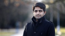 Mansoor Azeem pracuje v mezinárodní softwarové společnosti. V popisu jeho práce...
