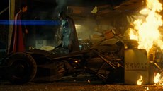 Batman vs.Superman: Úsvit spravedlnosti - hlavní trailer s českými titulky