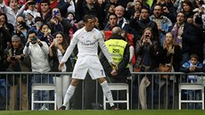 JEN SI M VICHNI VYFOTE! Cristiano Ronaldo slaví trefu proti Bilbau.