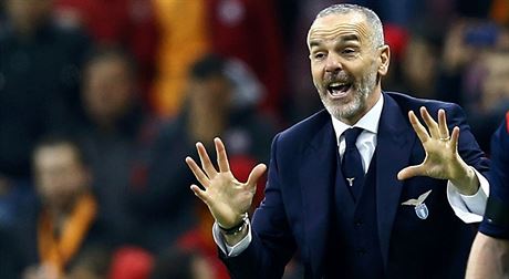 Stefano Pioli, trenér Lazia ím, bhem vyazovací fáze Evropské ligy proti...