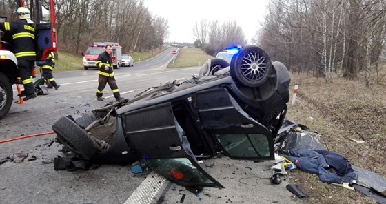 Na silnici I/55 na Hodonínsku se srazilo osobní auto s kamionem.