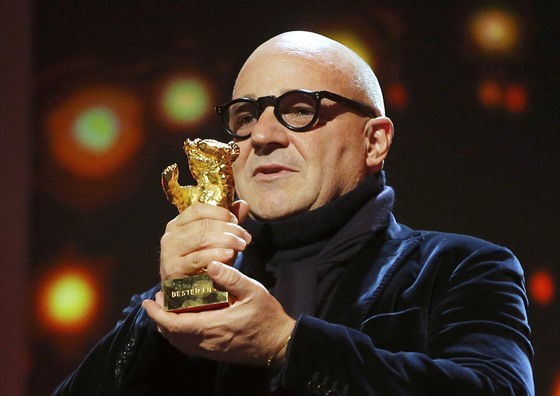 Italský reisér Gianfranco Rosi dostal na Berlinale Zlatého medvda za film...