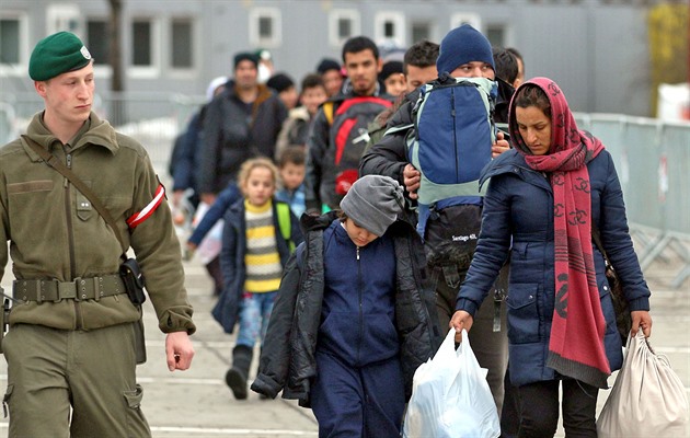 „Češi to dělají taky.“ Rakousko prodlouží kontroly na slovenské hranici