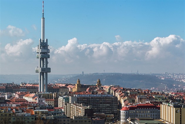 Výhled ze stechy nového domu je jak na ikovskou televizní v...