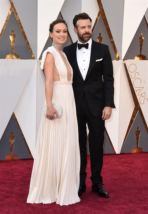 Olivia Wilde a Jason Sudeikis (Los Angeles, 28. února 2016)