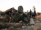 Následky leteckého útoku USA na msto Sabráta na západ Libye. (20. února 2016)