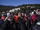 Uprchlíci po pistání na eckém ostrov Lesbos  (23. února 2016)