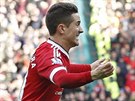 Ander Herrera v dresu Manchesteru United slaví branku, na kterou mu nahrál...
